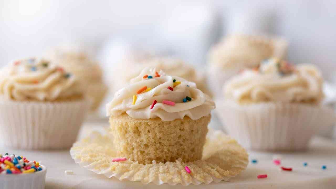 Light & Moist Dairy-Free Cupcake Recipe (Milk-Free) - cupcakes